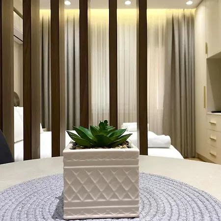 アパート Modern For 2 ,calm, Balcony&walkable Area