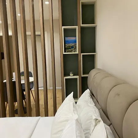 Modern For 2 ,calm, Balcony&walkable Area Apartment *